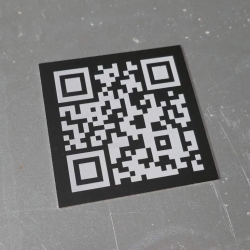 Plaque QR Code – aluminium anodisé – 60x60mm - Ep 2mm